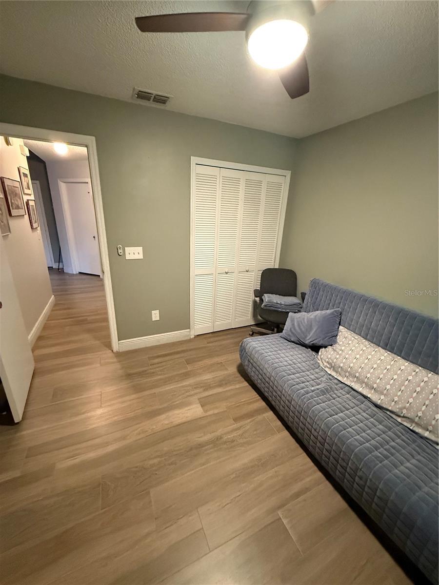 Image 13 of 21 For 7702 Legacy Lane