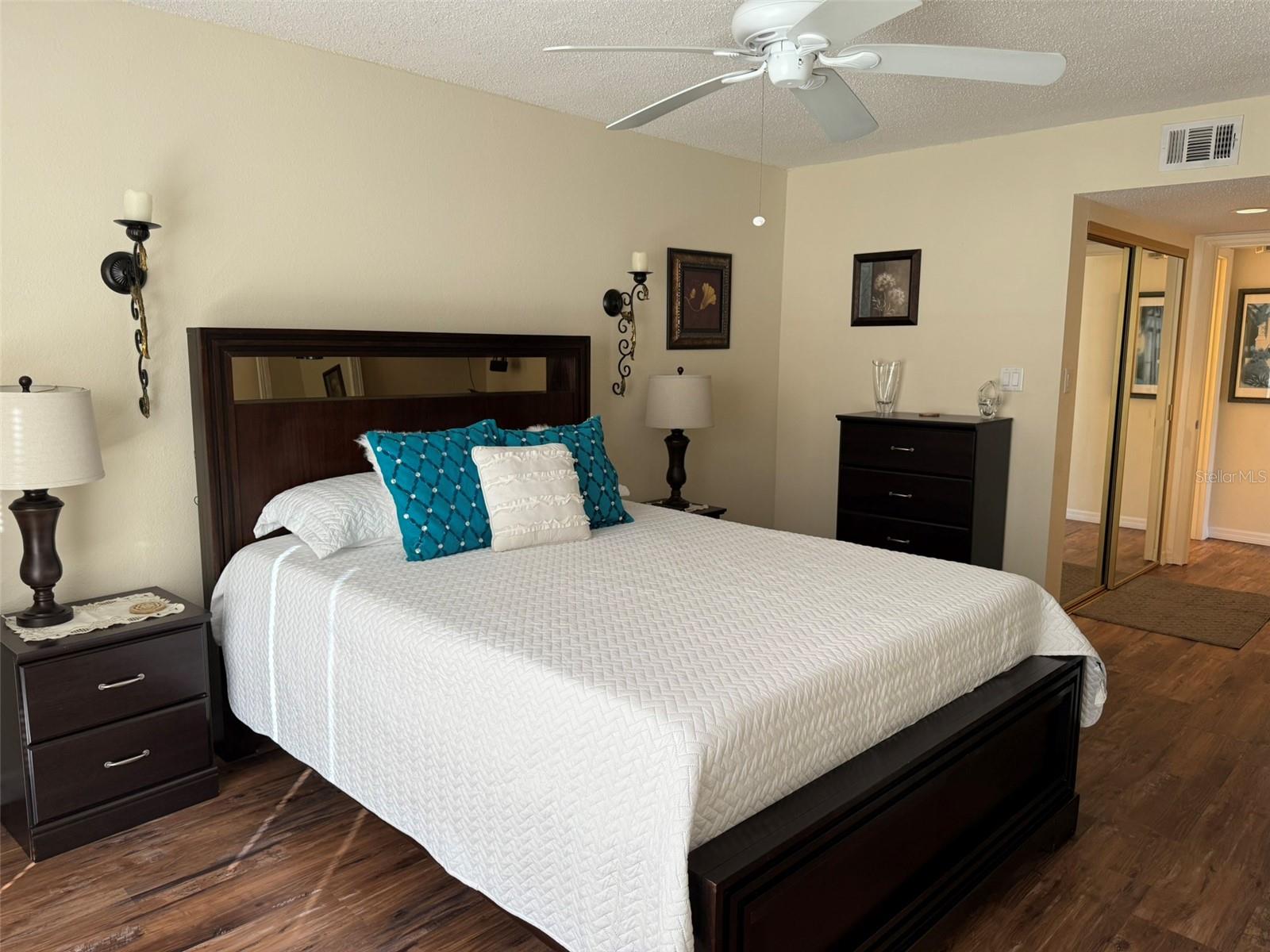 Image 16 of 24 For 25188 Marion Avenue D306