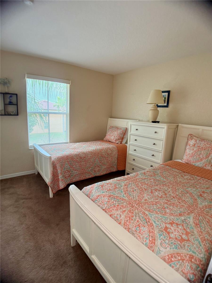 Image 18 of 57 For 416 Palermo Street