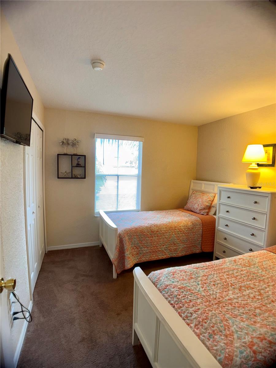 Image 20 of 57 For 416 Palermo Street