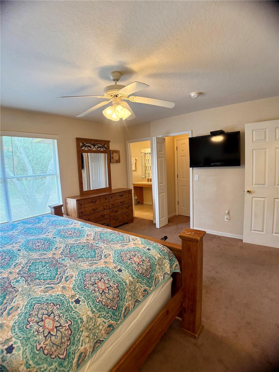 Image 30 of 57 For 416 Palermo Street