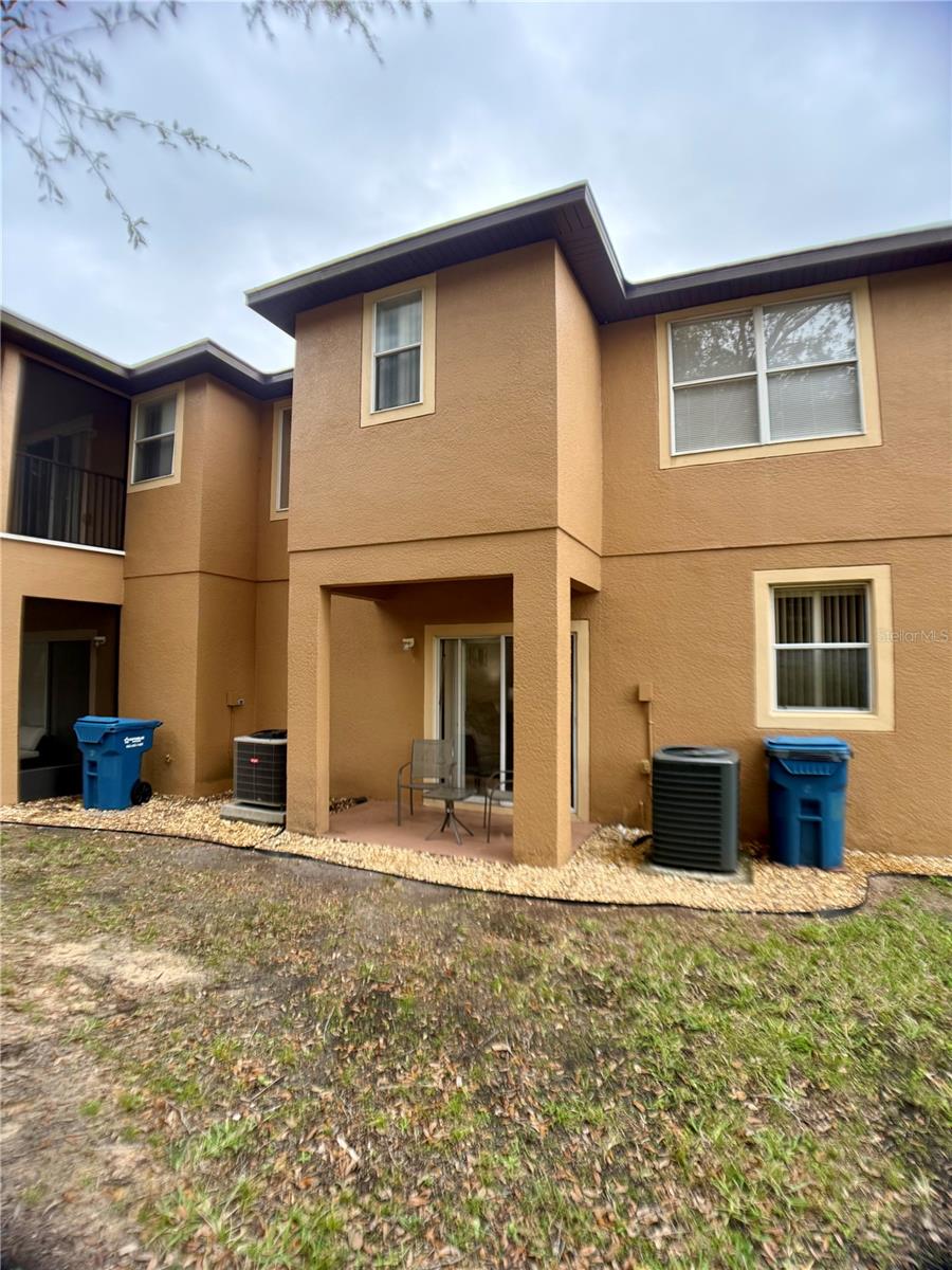 Image 38 of 57 For 416 Palermo Street