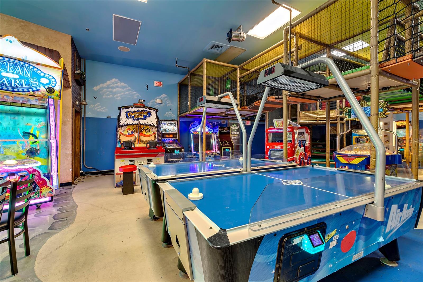 Image 48 of 57 For 416 Palermo Street