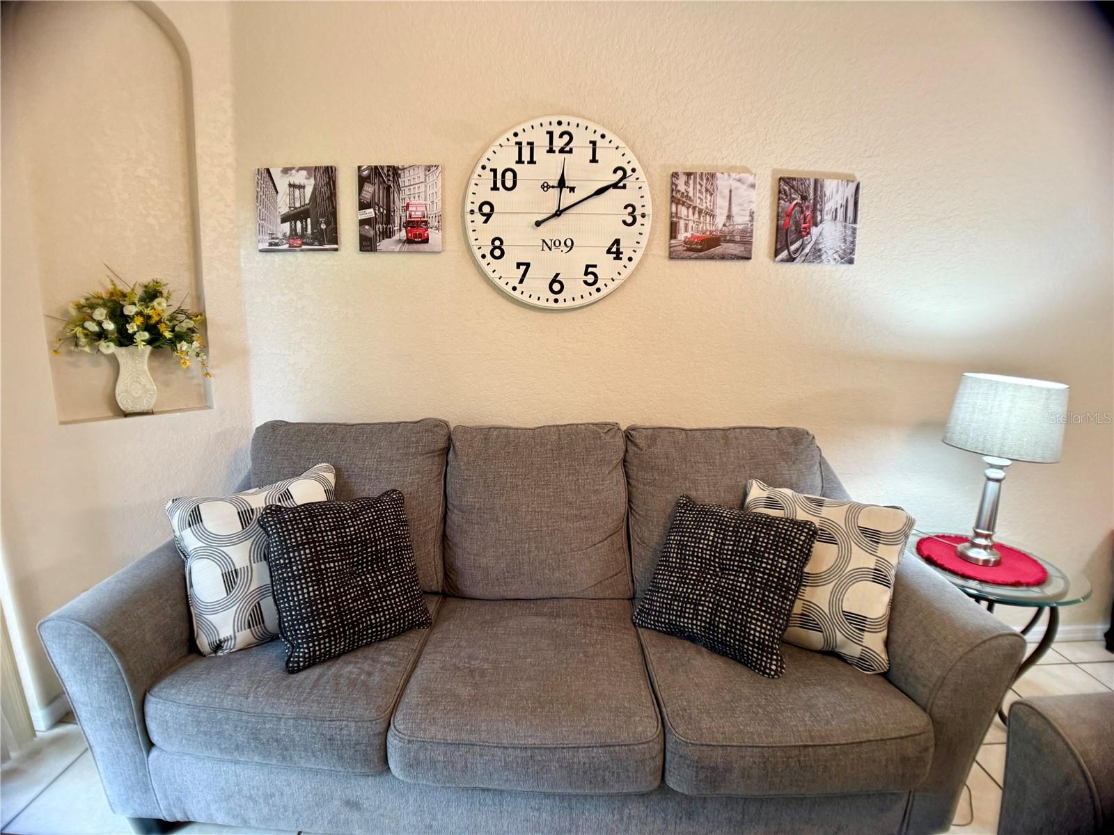 Image 8 of 57 For 416 Palermo Street