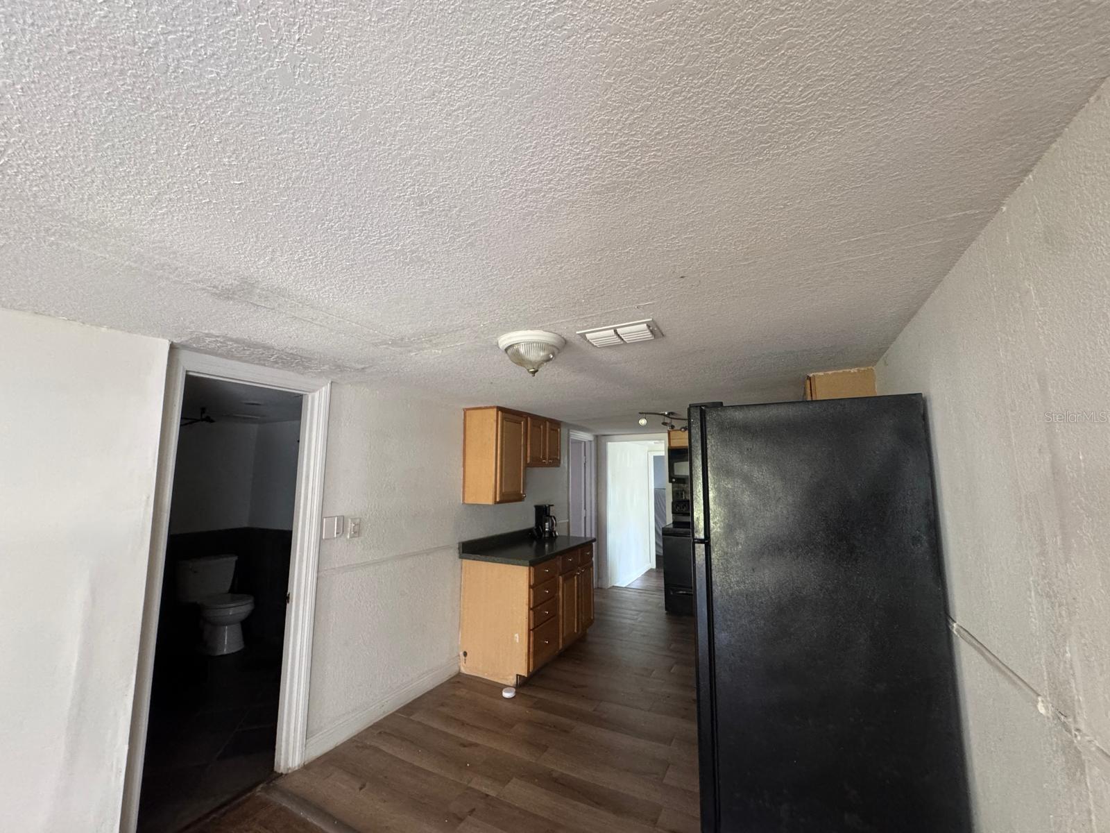 Image 6 of 14 For 224 10th Avenue