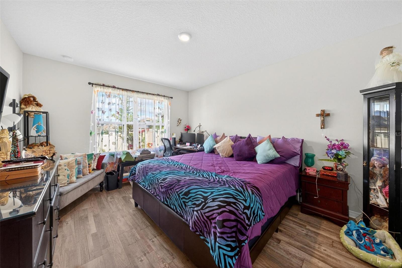 Image 13 of 44 For 947 Serchio Street