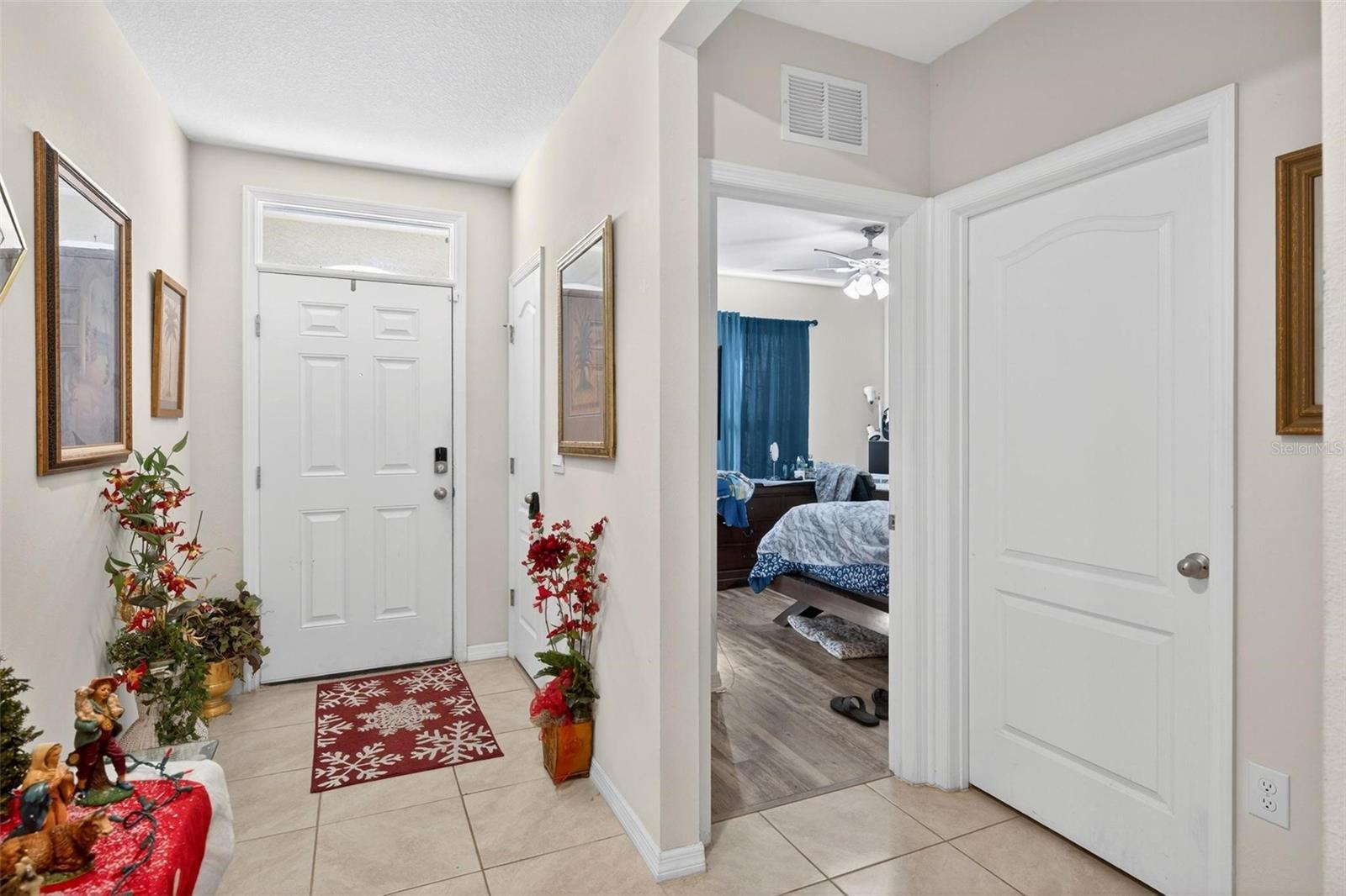 Image 25 of 44 For 947 Serchio Street