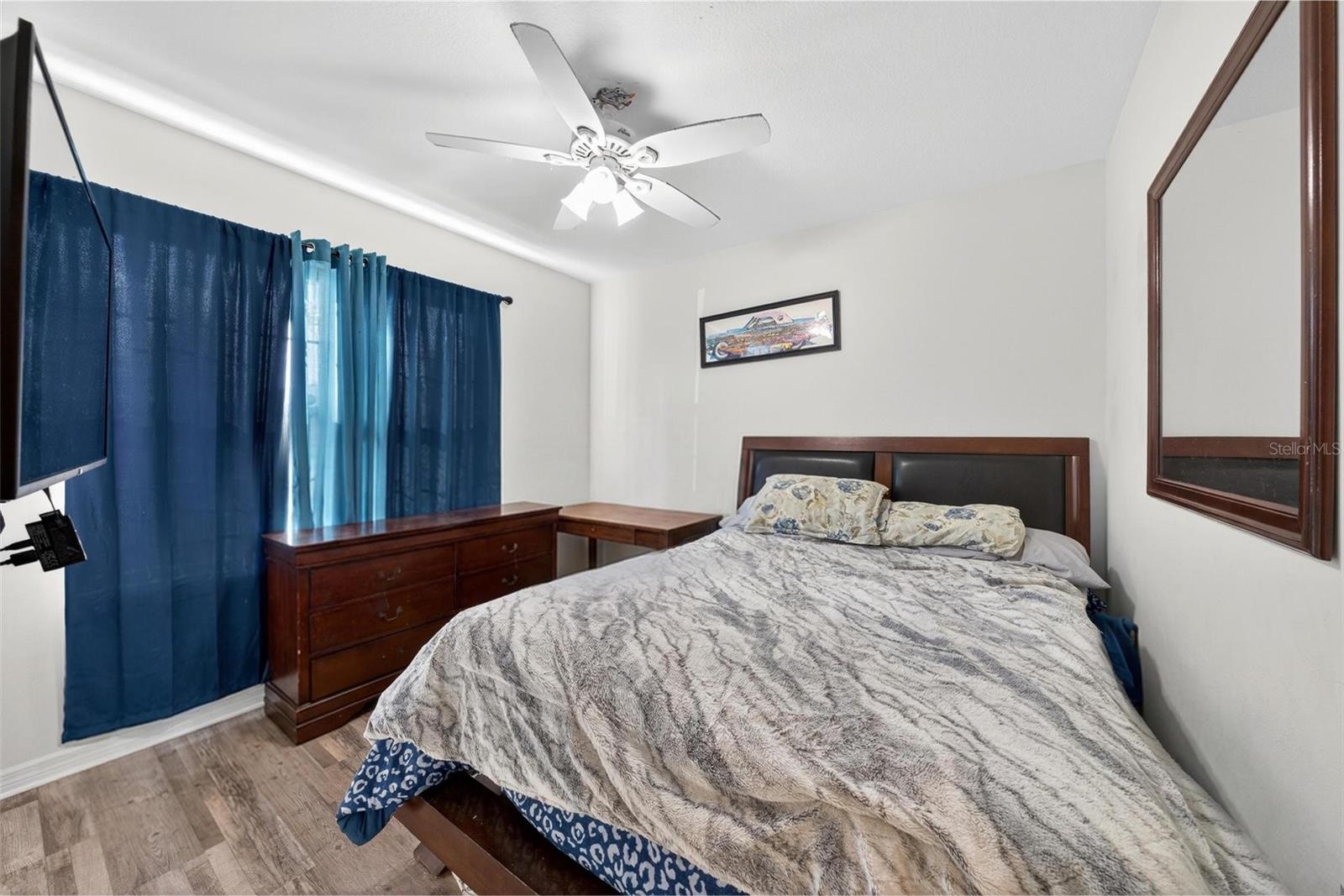 Image 27 of 44 For 947 Serchio Street