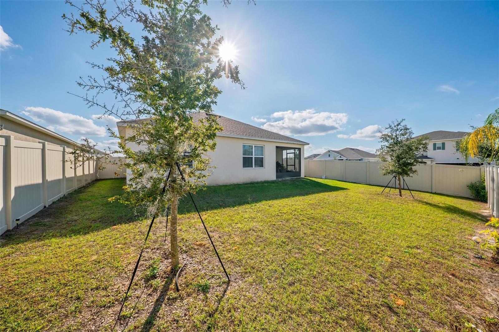 Image 35 of 44 For 947 Serchio Street