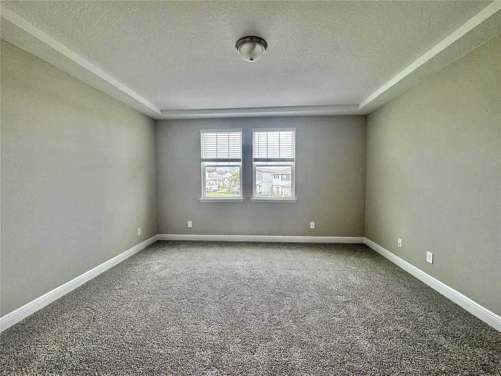 Image 23 of 30 For 5003 Railroad Vine Alley