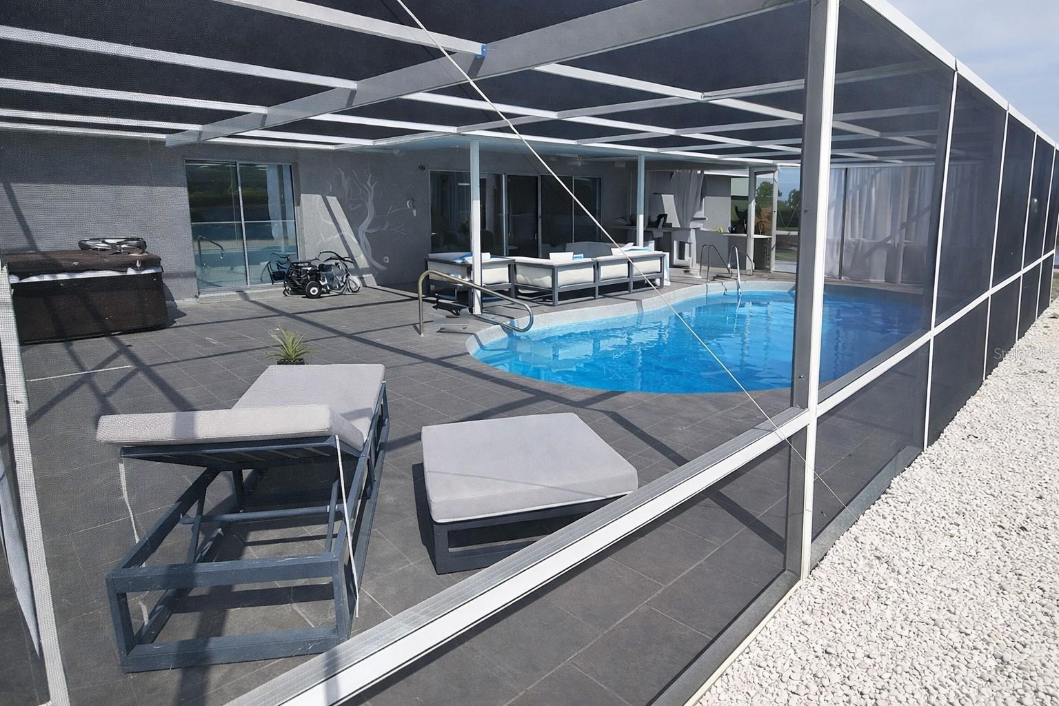 Image 21 of 22 For 1840 Flametree Lane