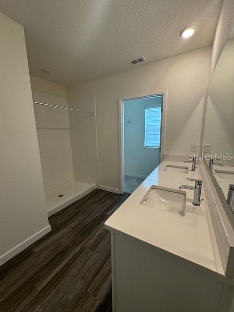 Image 19 of 48 For 313 Talisi Loop