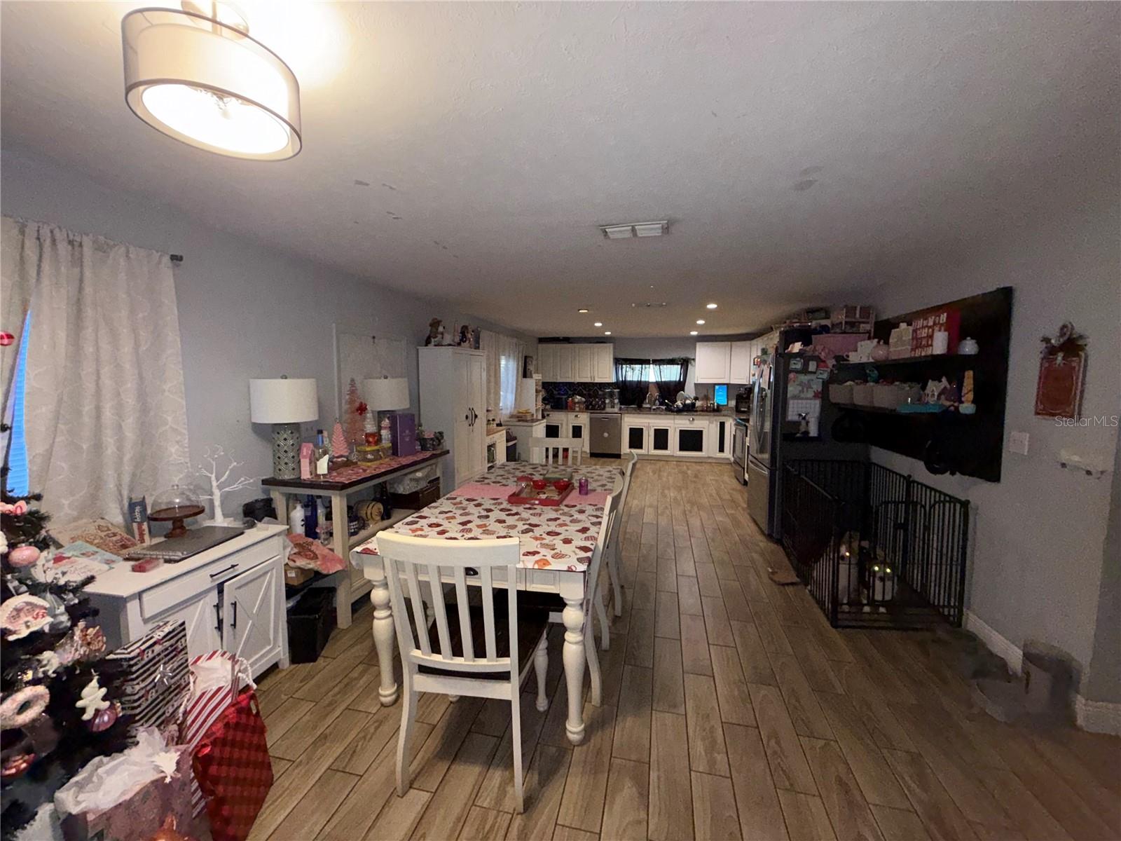 Image 3 of 7 For 1450 Robin Street