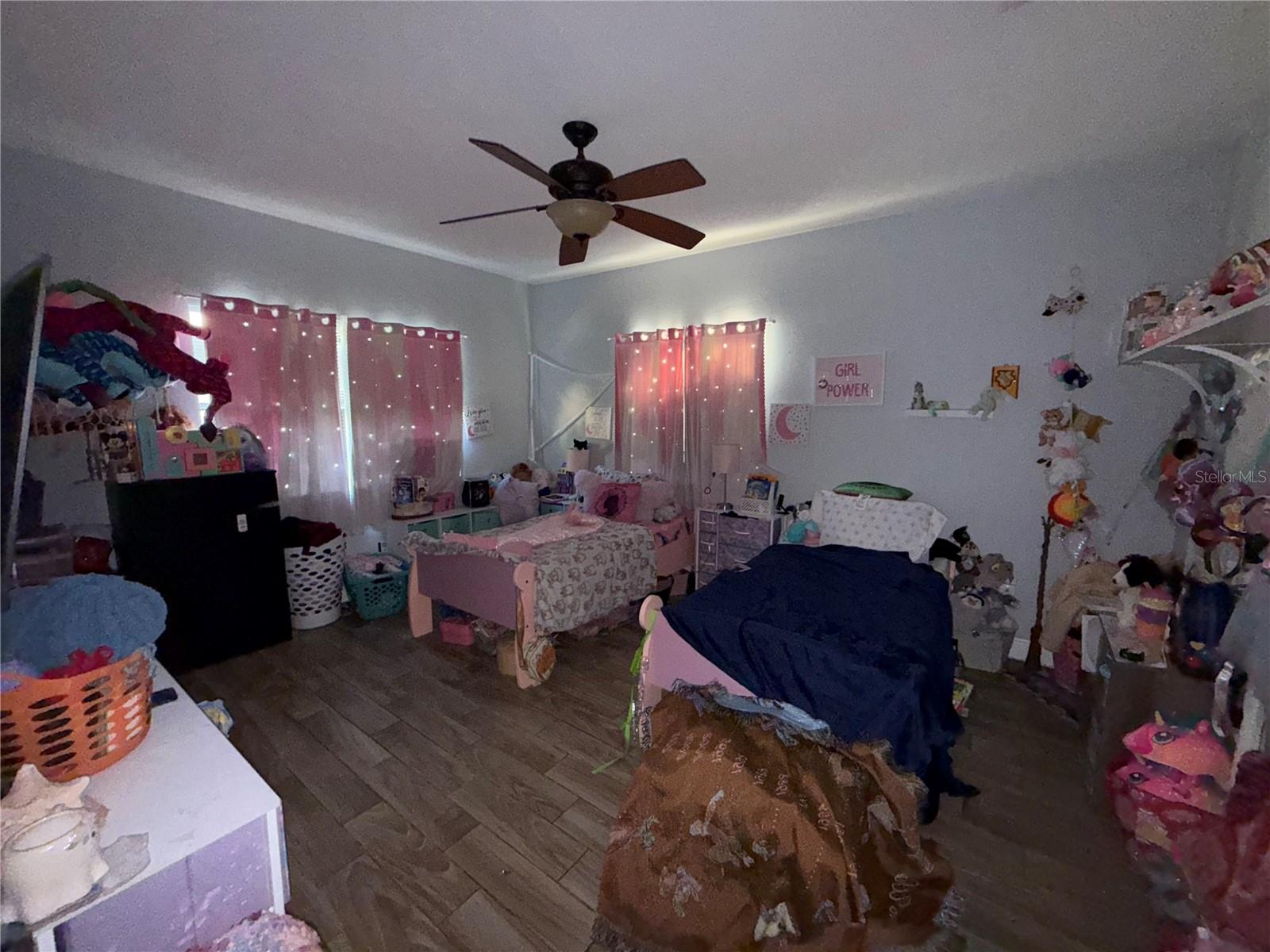 Image 7 of 7 For 1450 Robin Street