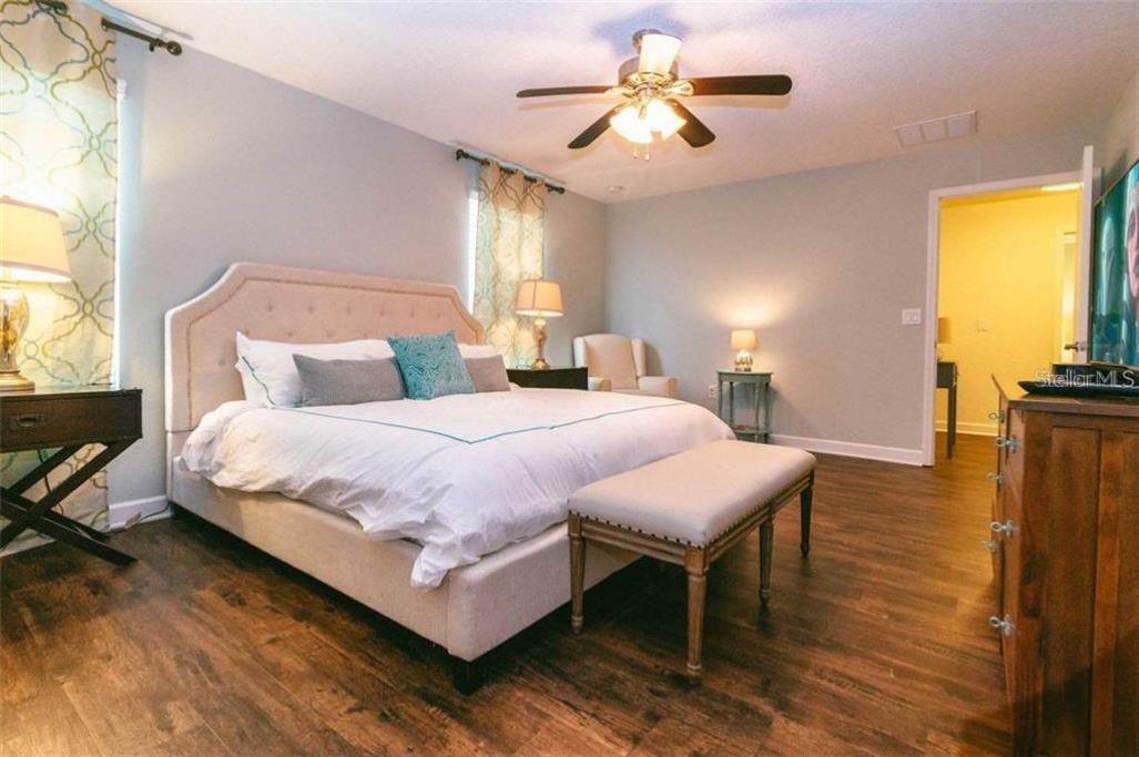 Image 5 of 54 For 1427 Thunderbird Road