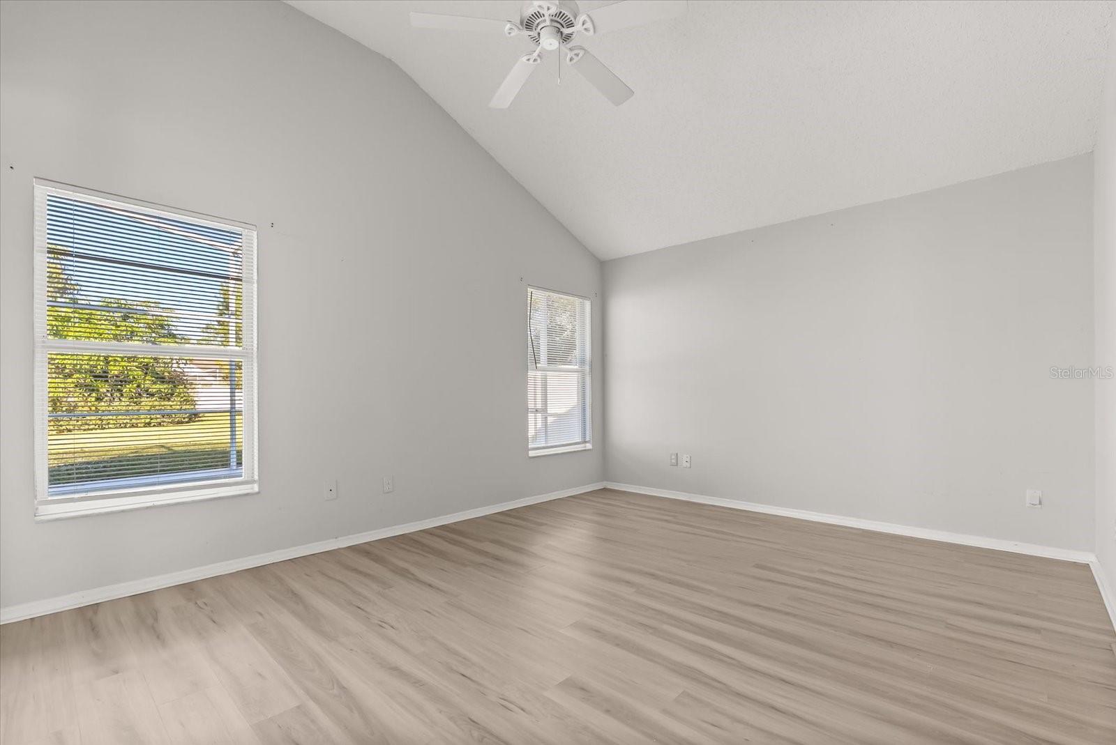 Image 14 of 34 For 2612 Brookshire Court