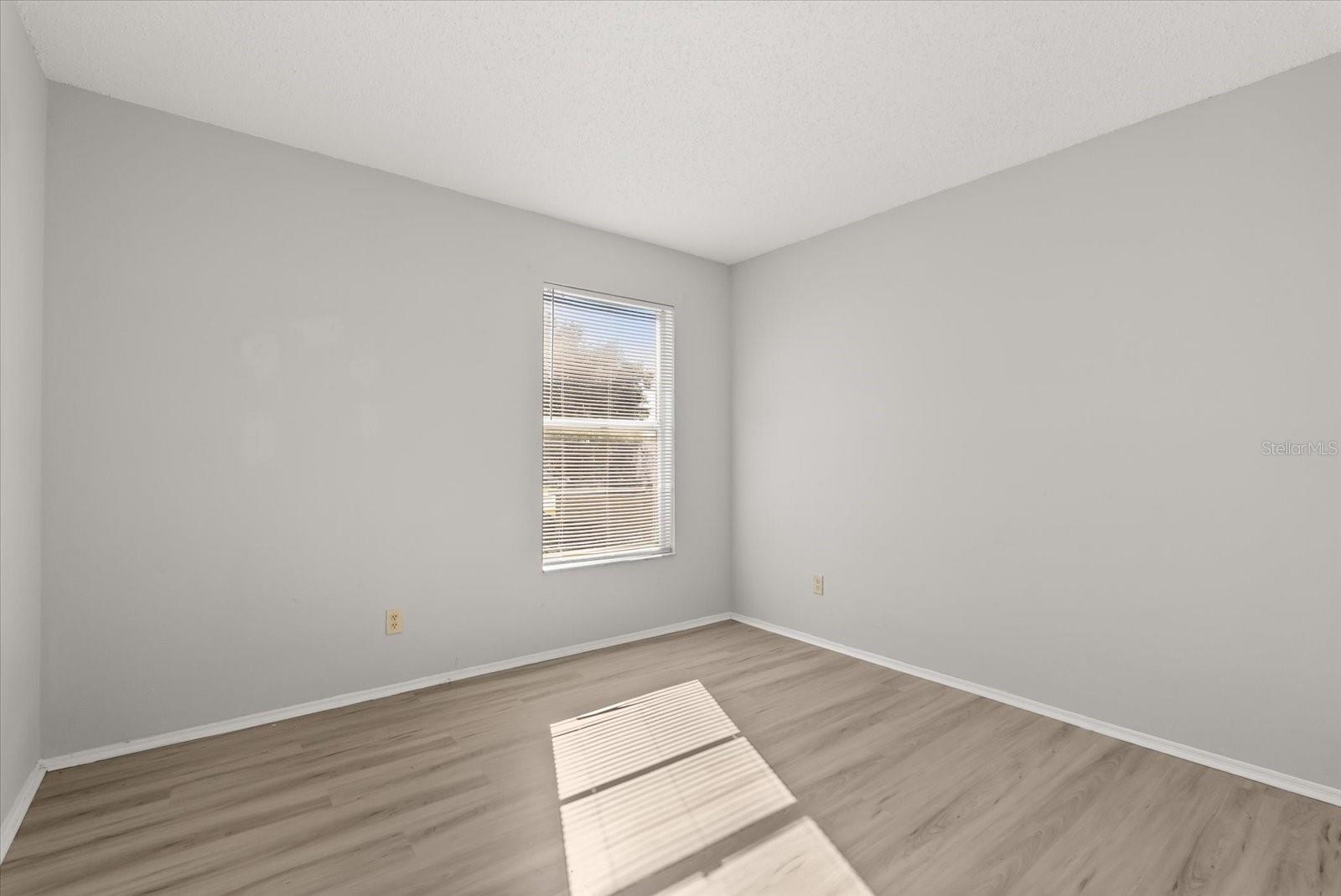 Image 23 of 34 For 2612 Brookshire Court