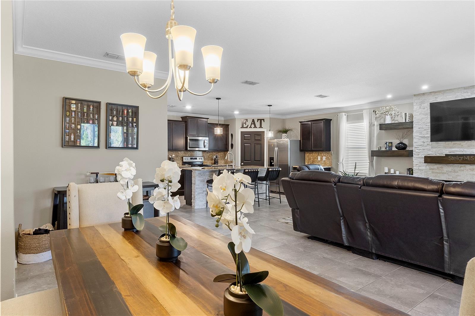 Image 11 of 34 For 500 Forest Trace Circle