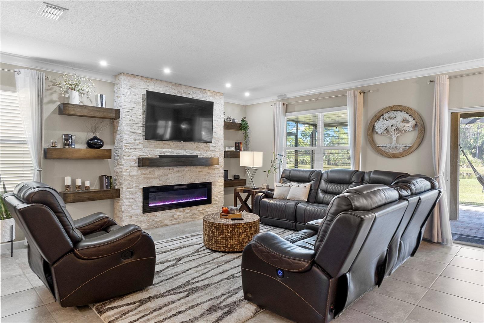 Image 15 of 34 For 500 Forest Trace Circle