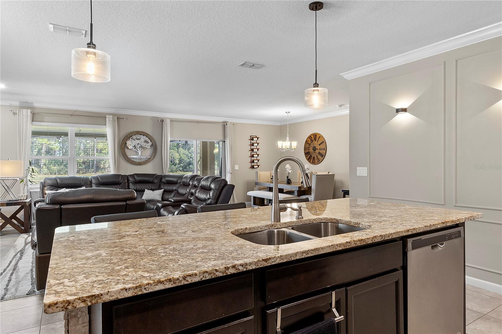 Image 8 of 34 For 500 Forest Trace Circle