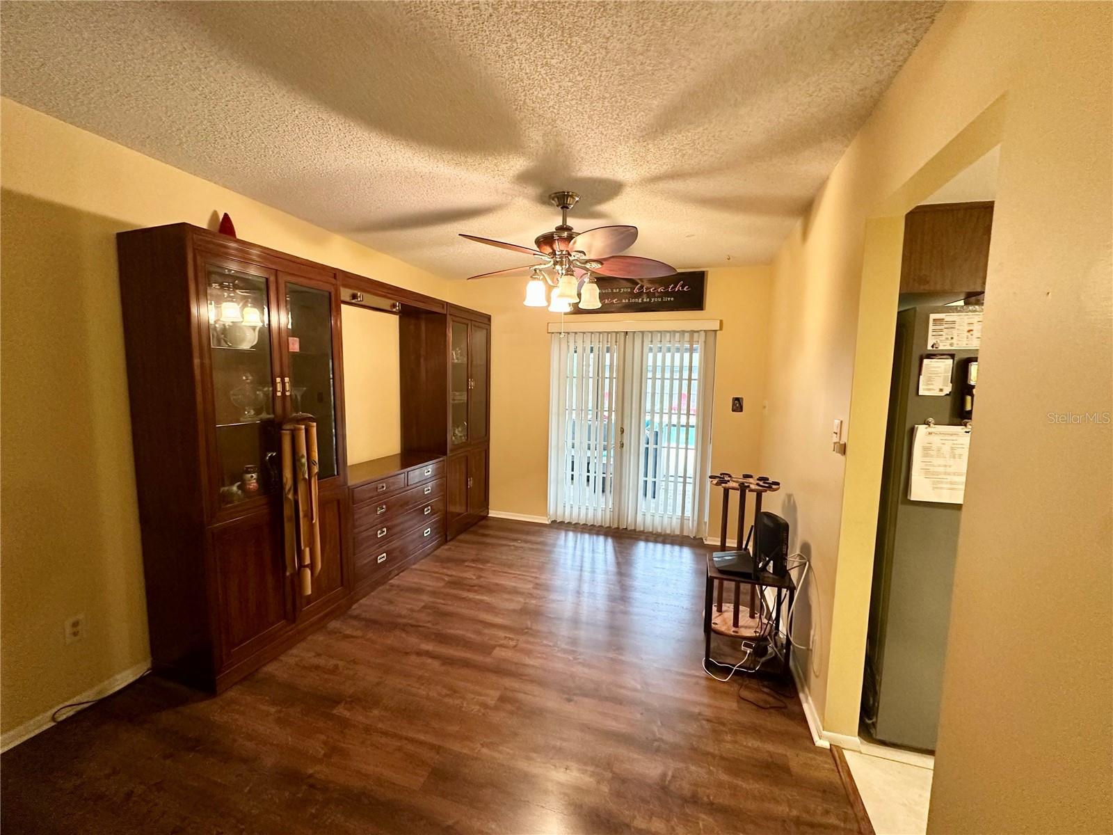 Image 13 of 37 For 120 Colyer Drive