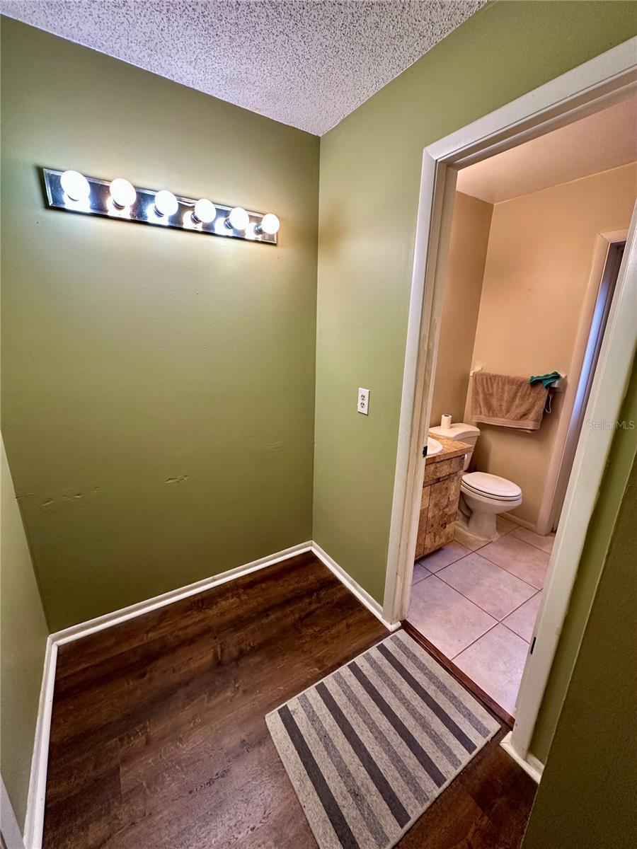 Image 19 of 37 For 120 Colyer Drive