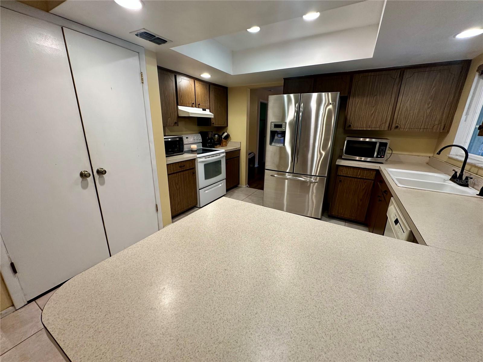 Image 7 of 37 For 120 Colyer Drive