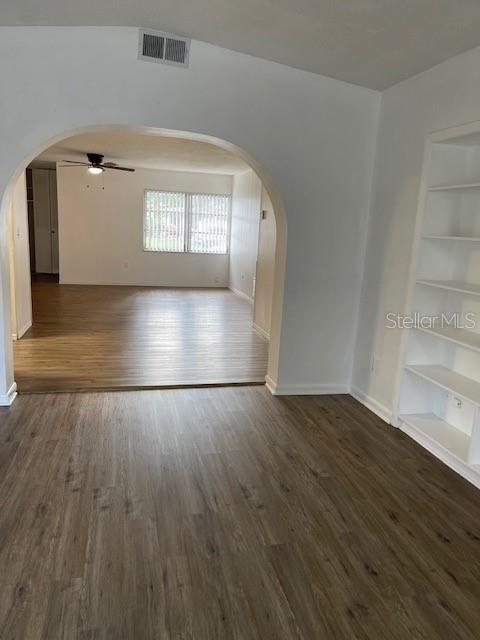 Image 4 of 12 For 829 Jordan Avenue