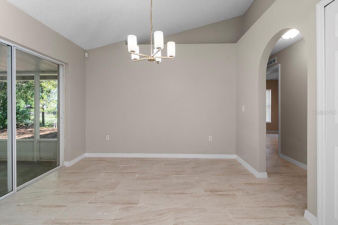 Image 8 of 40 For 1699 Walker Street Se