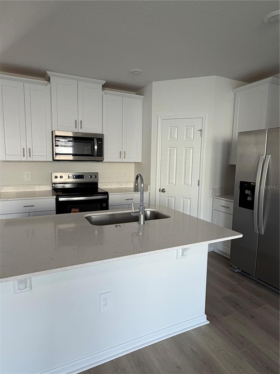 Image 4 of 17 For 16306 Bird Of Paradise Avenue