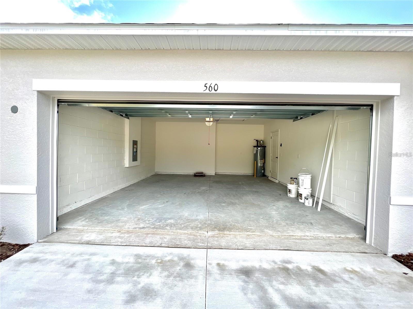 Image 23 of 27 For 560 Walnut Avenue