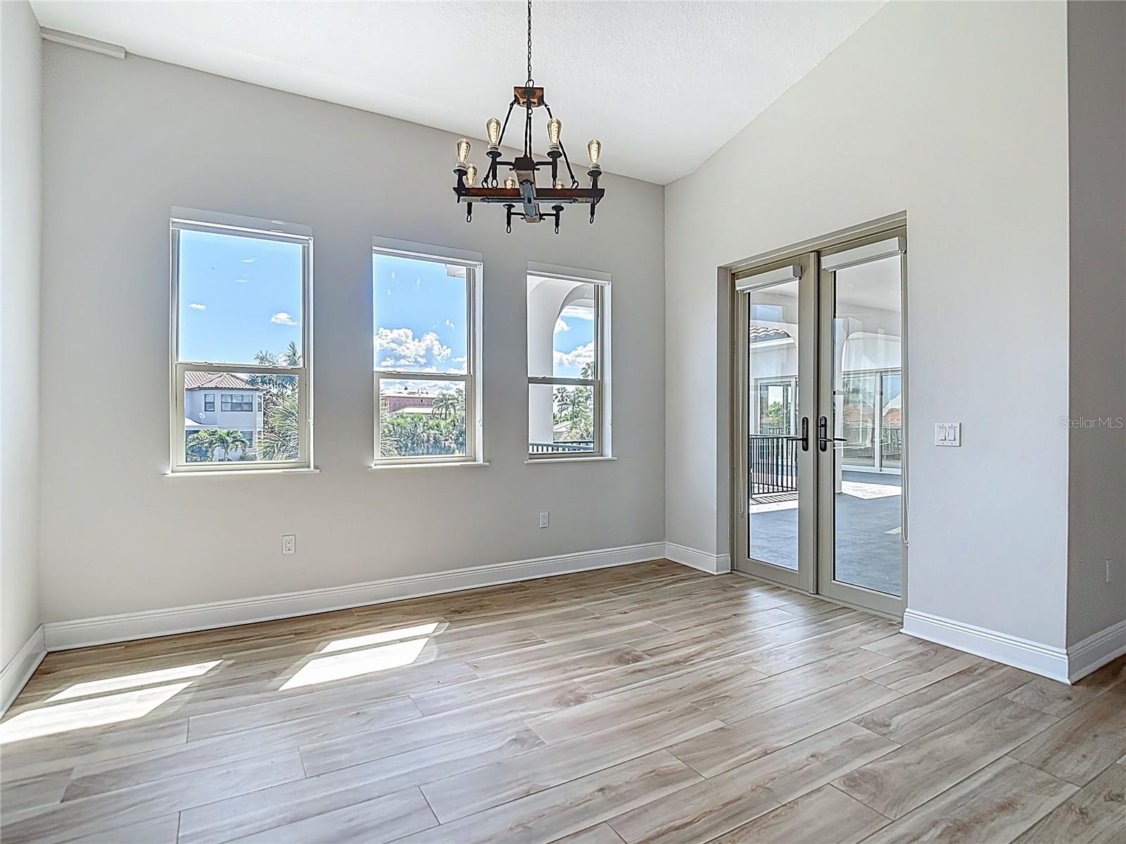 Image 11 of 40 For 1329 Jumana Loop