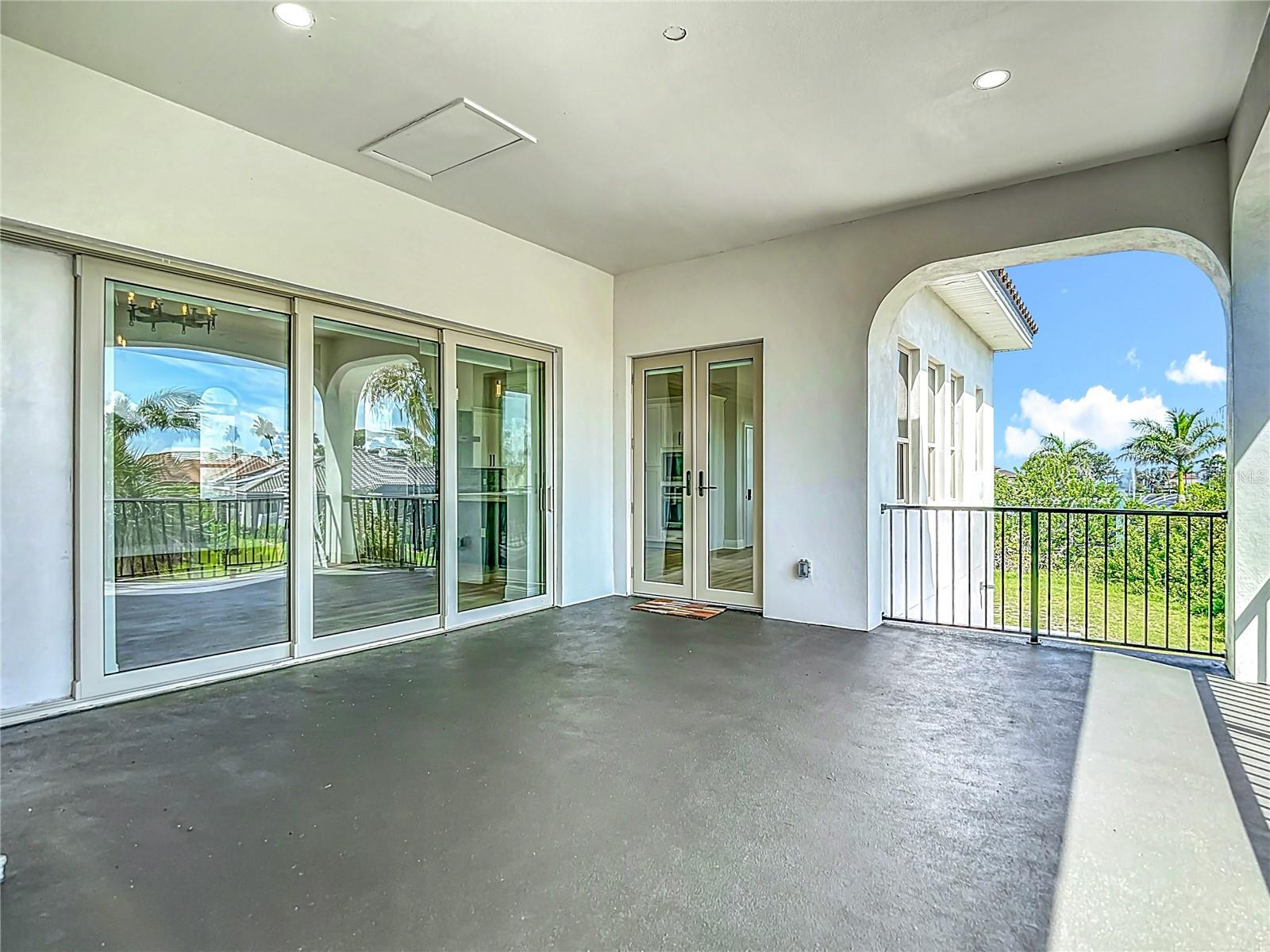 Image 15 of 40 For 1329 Jumana Loop