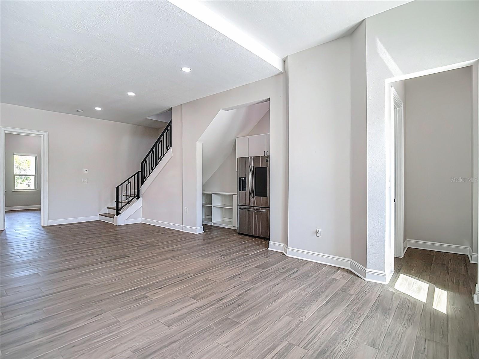 Image 31 of 40 For 1329 Jumana Loop