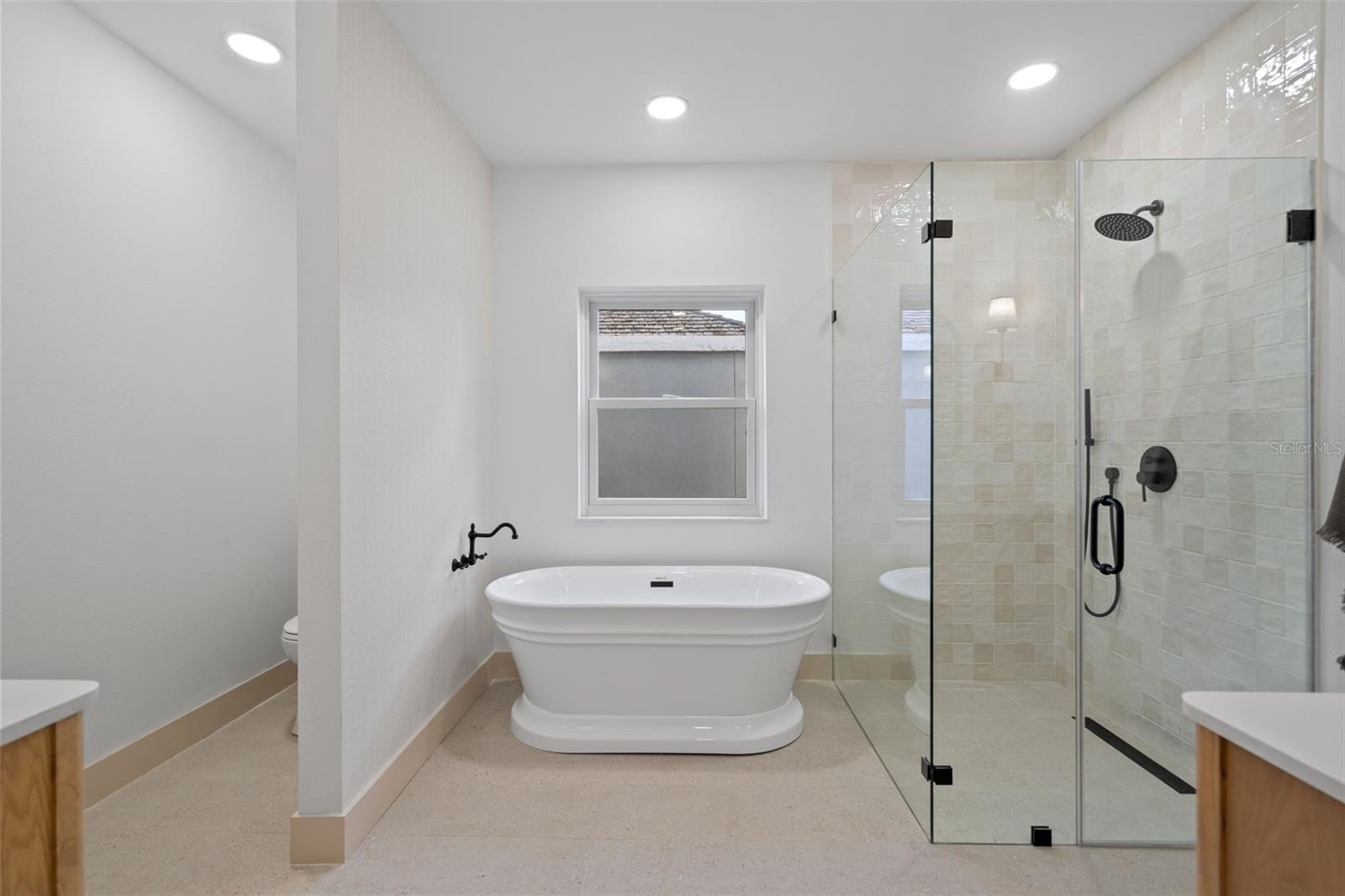 Image 15 of 37 For 6058 Jamestown Park Ge