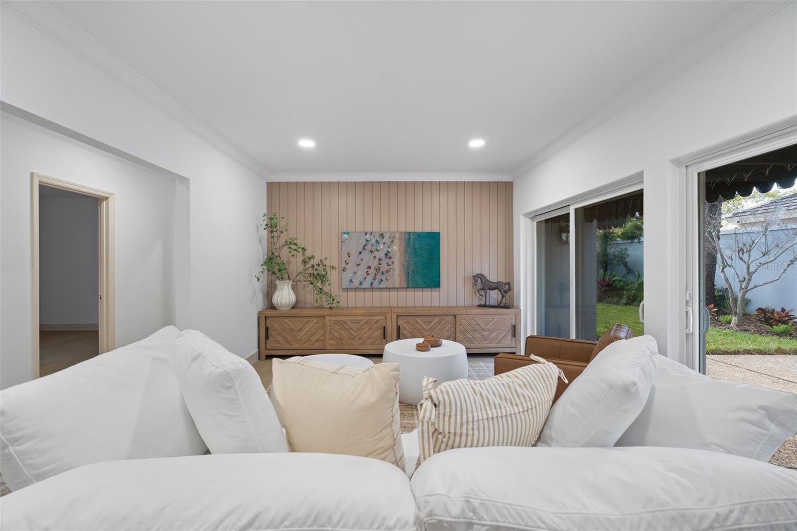 Image 27 of 37 For 6058 Jamestown Park Ge