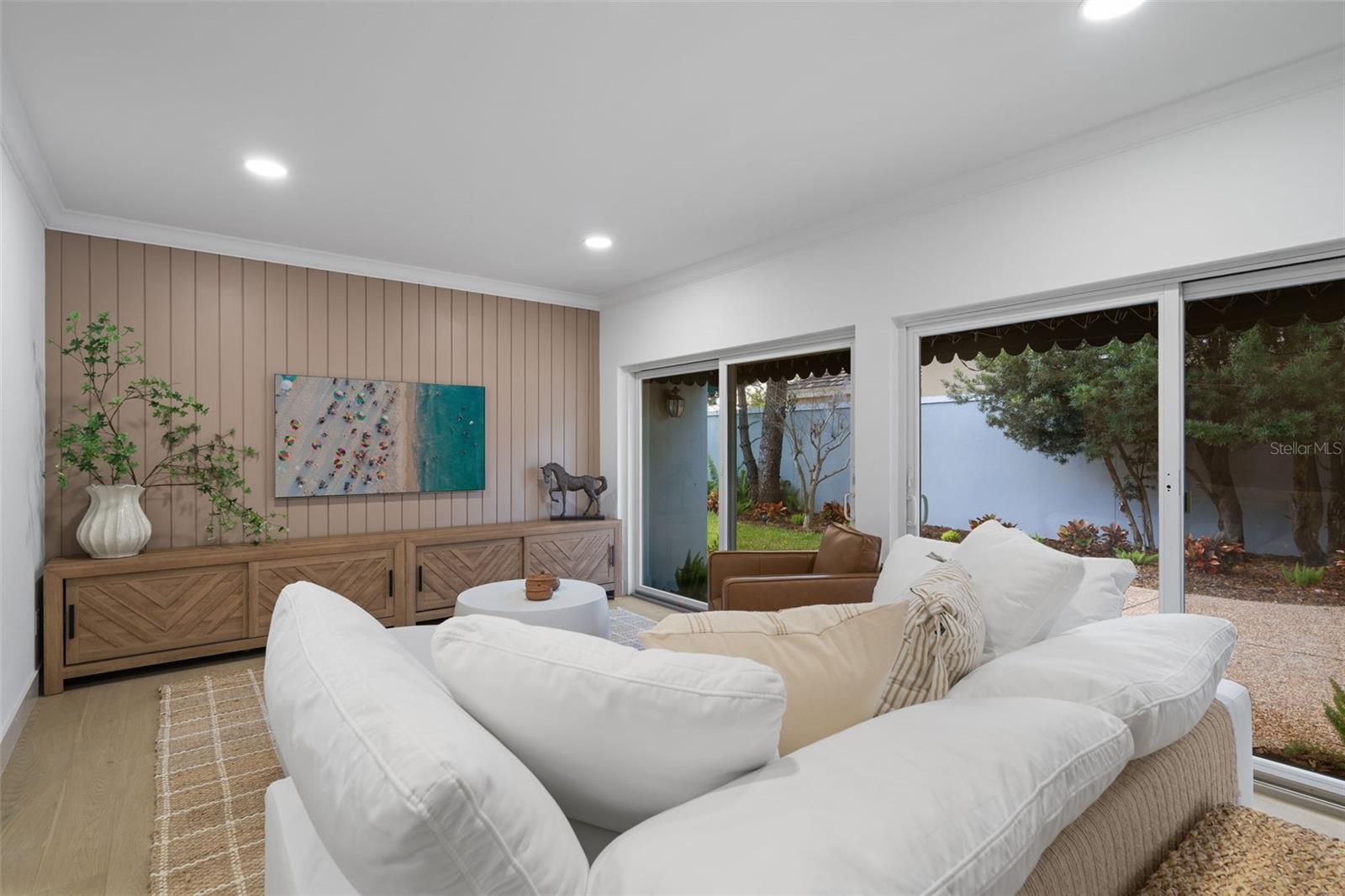 Image 28 of 37 For 6058 Jamestown Park Ge