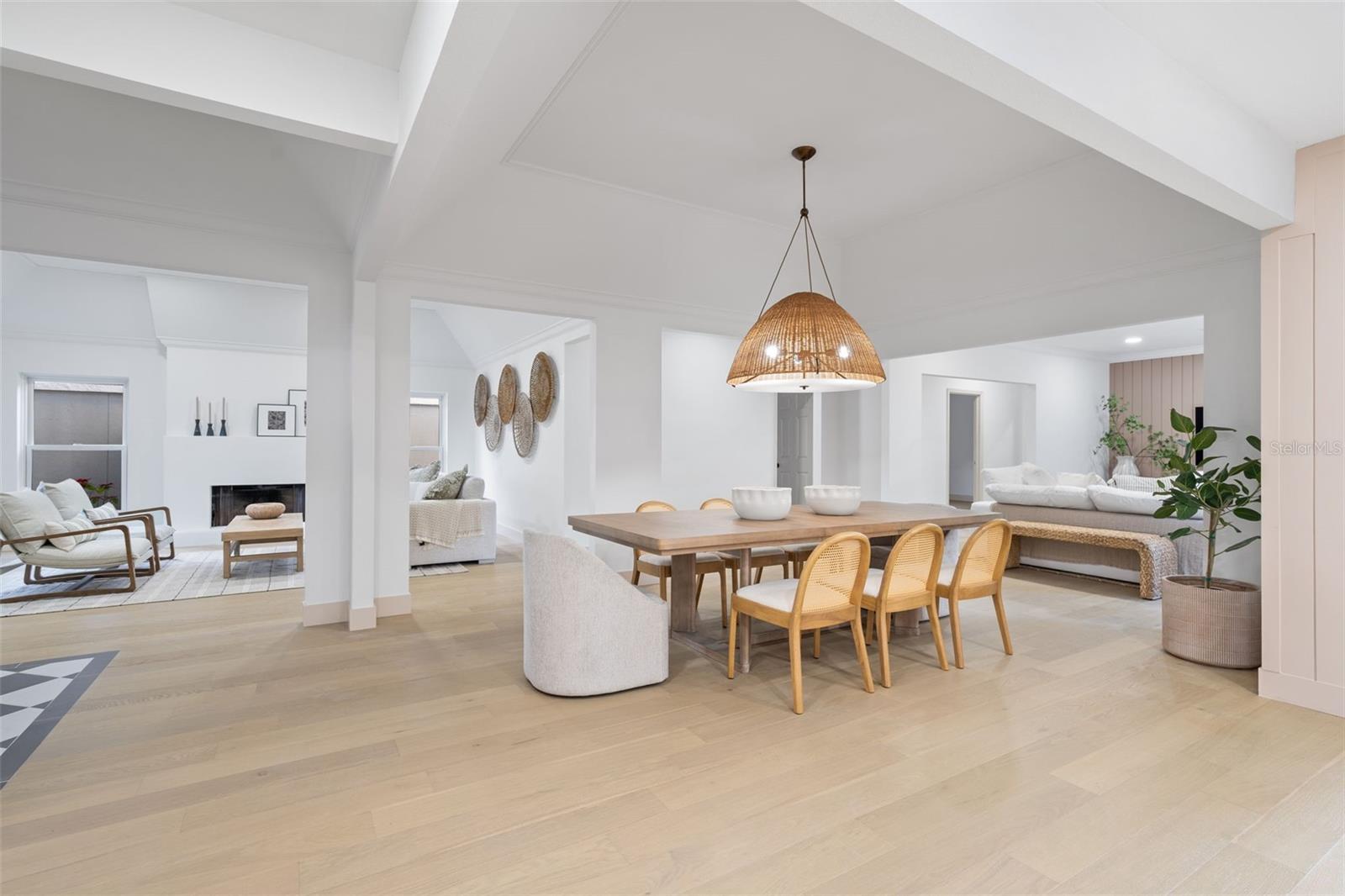 Image 6 of 37 For 6058 Jamestown Park Ge