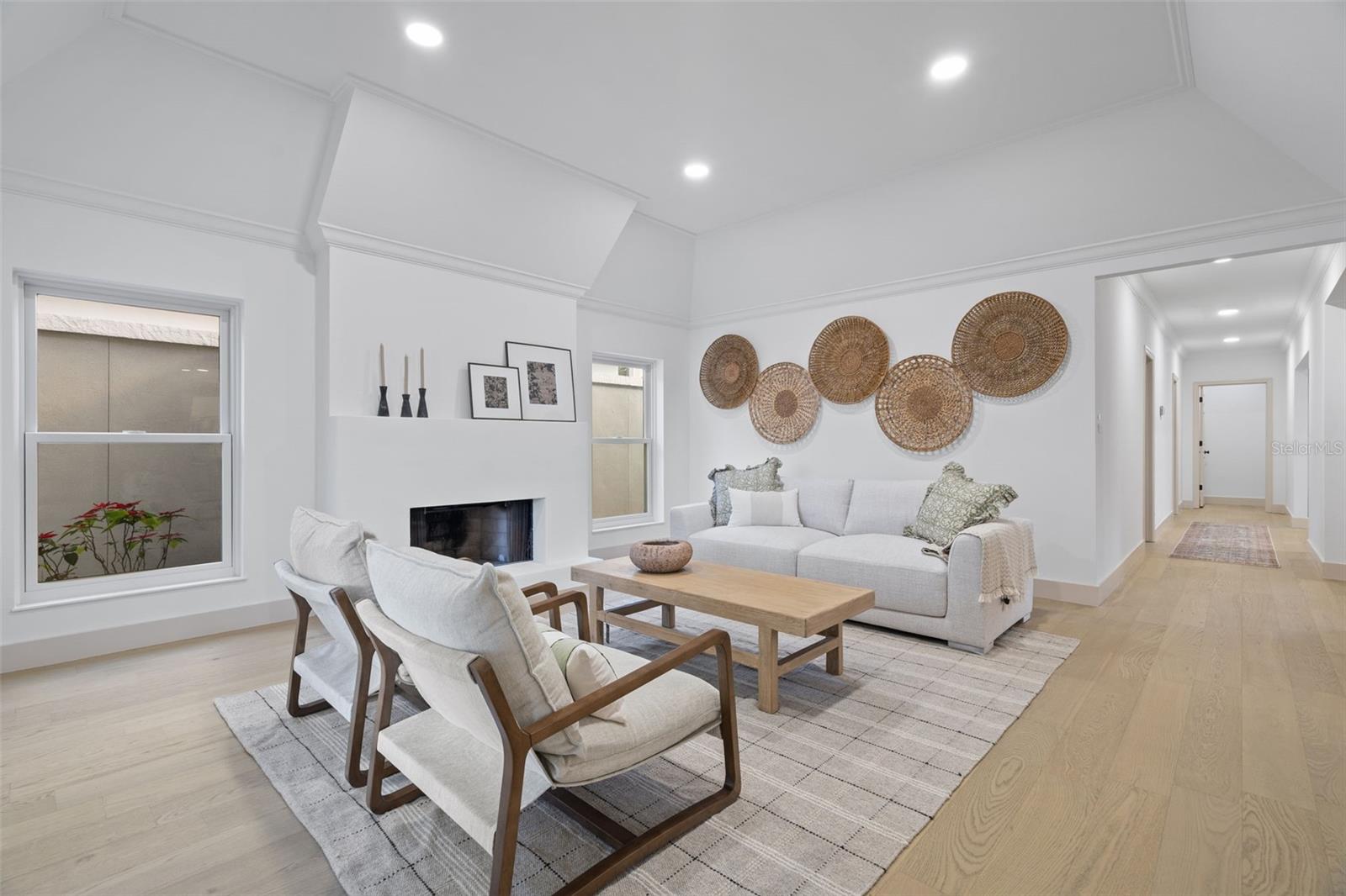 Image 8 of 37 For 6058 Jamestown Park Ge