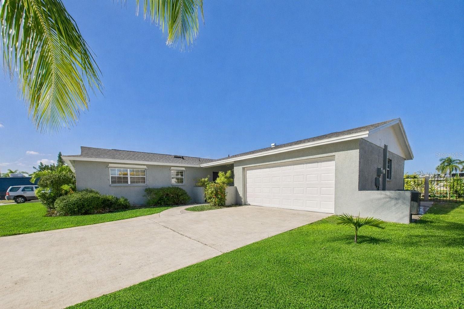 Image 12 of 71 For 470 Sundoro Court