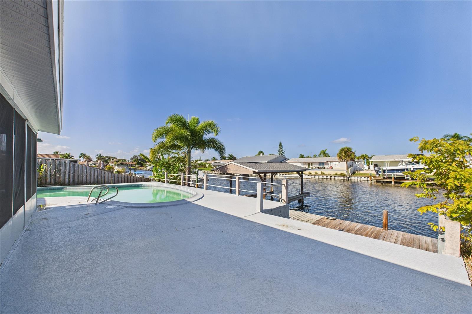 Image 32 of 71 For 470 Sundoro Court