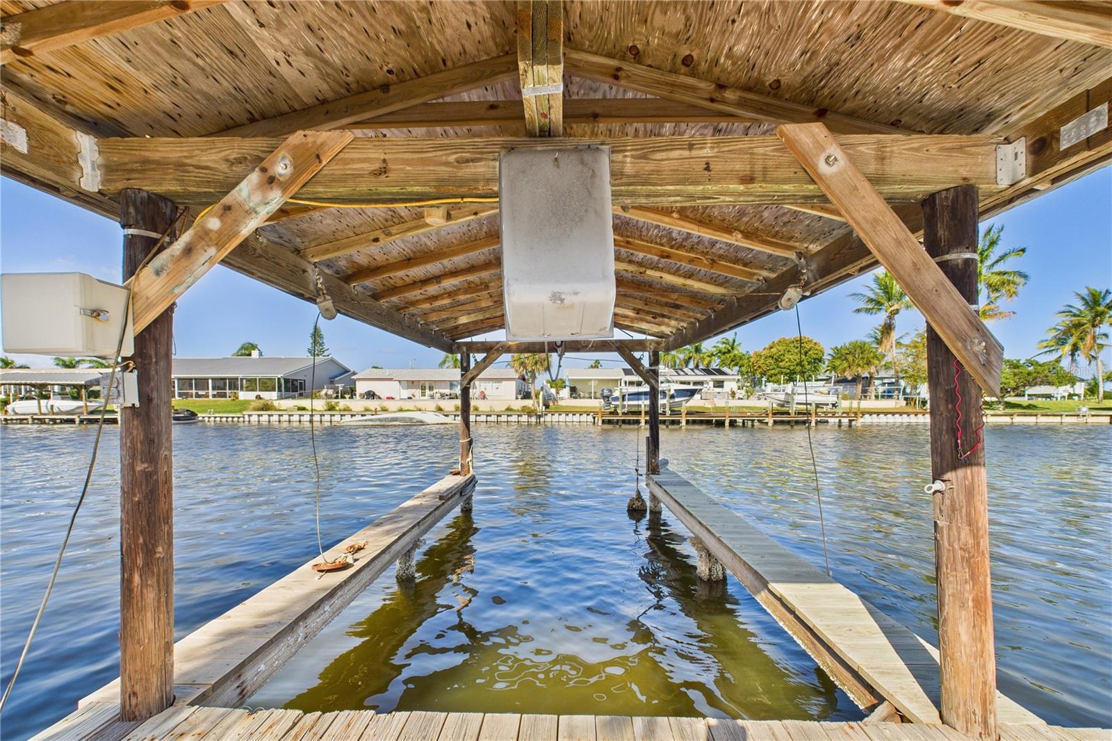 Image 41 of 71 For 470 Sundoro Court