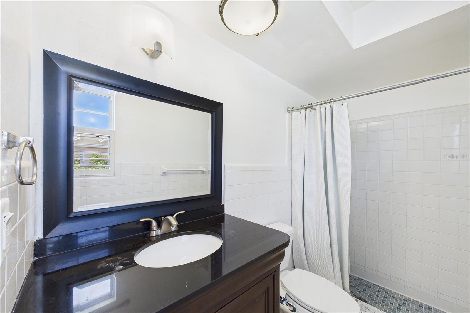 Image 47 of 71 For 470 Sundoro Court