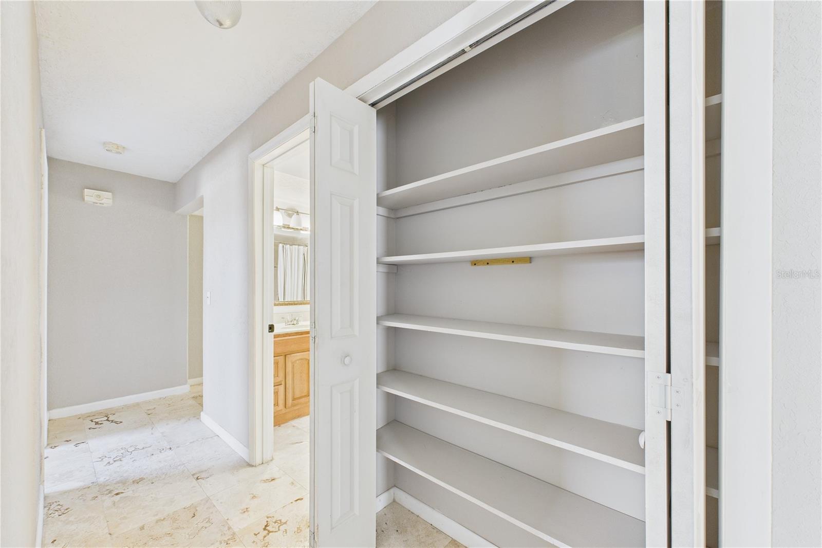 Image 48 of 71 For 470 Sundoro Court