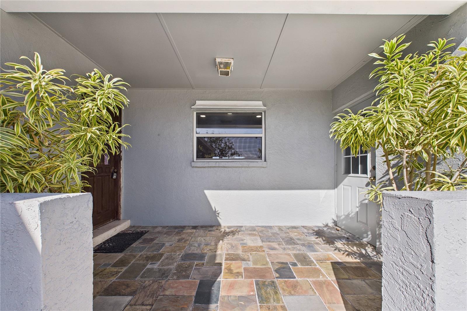 Image 5 of 71 For 470 Sundoro Court