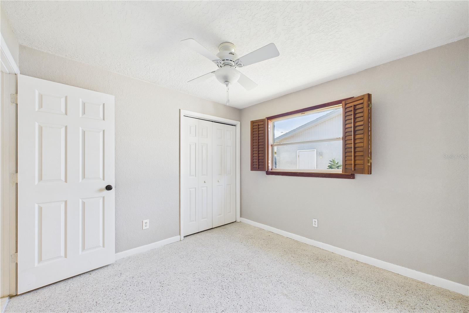 Image 51 of 71 For 470 Sundoro Court