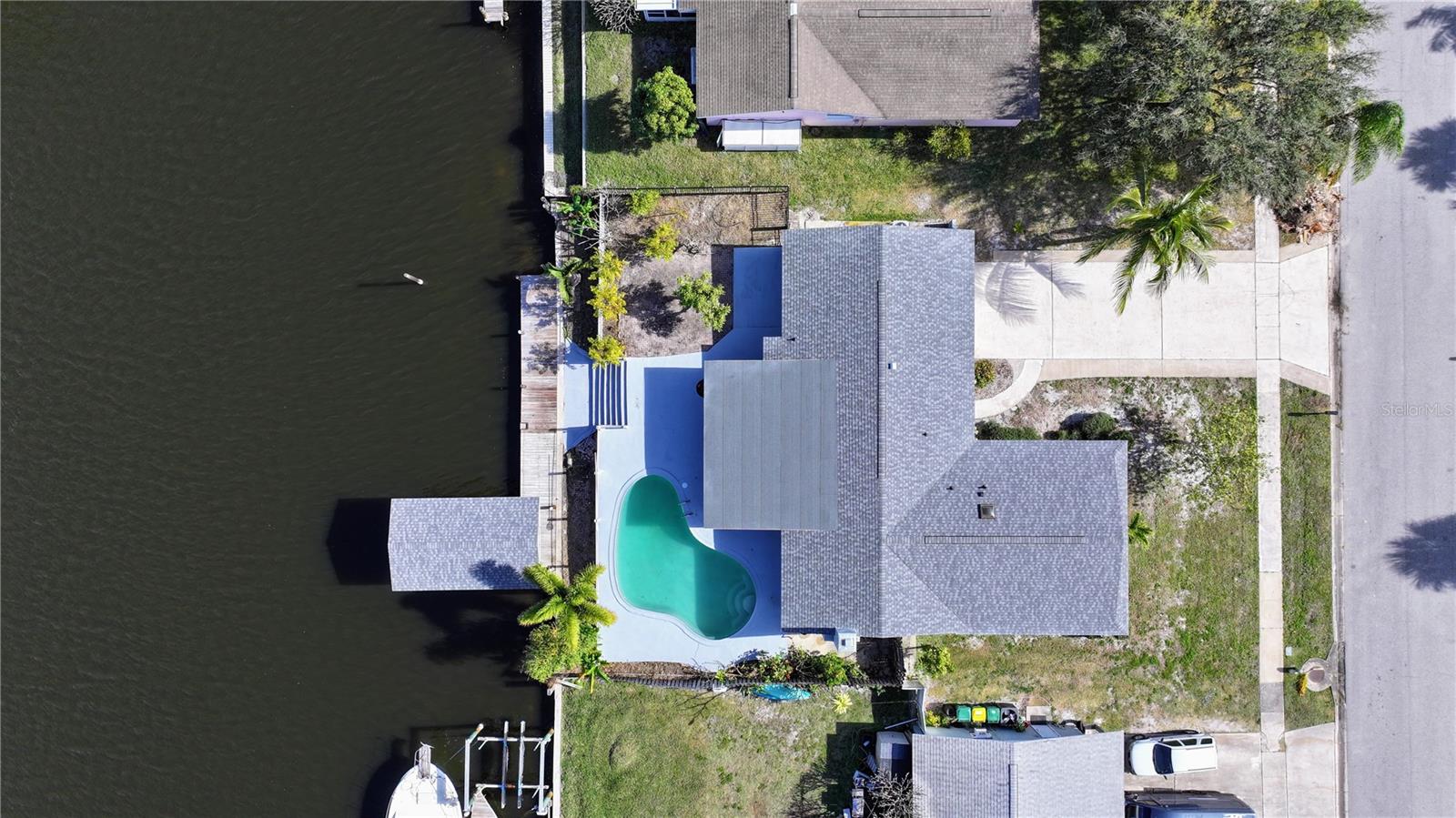 Image 6 of 71 For 470 Sundoro Court