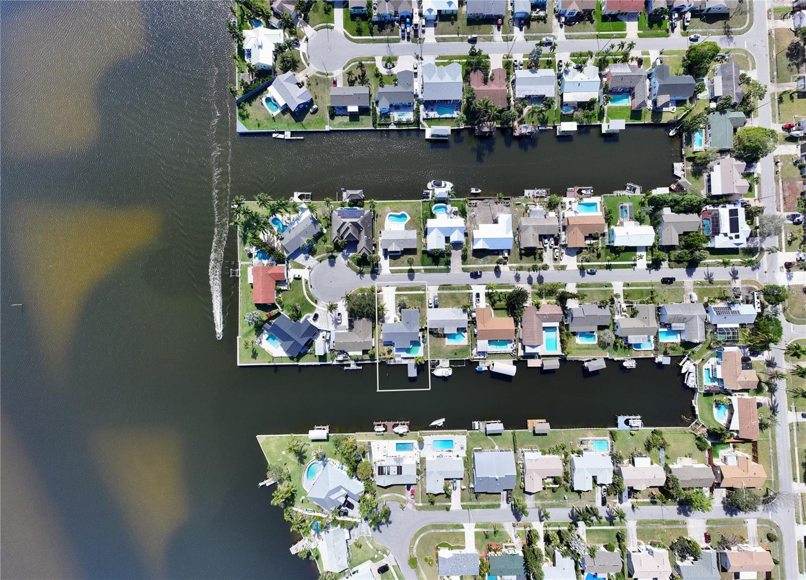 Image 64 of 71 For 470 Sundoro Court