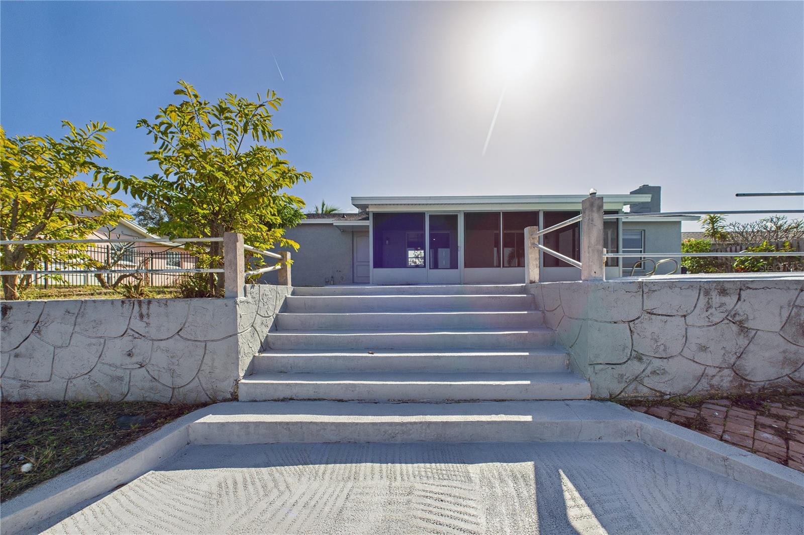 Image 8 of 71 For 470 Sundoro Court