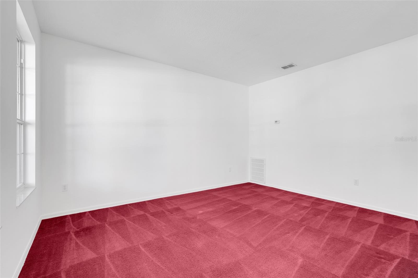 Image 11 of 44 For 1033 Woodflower Way